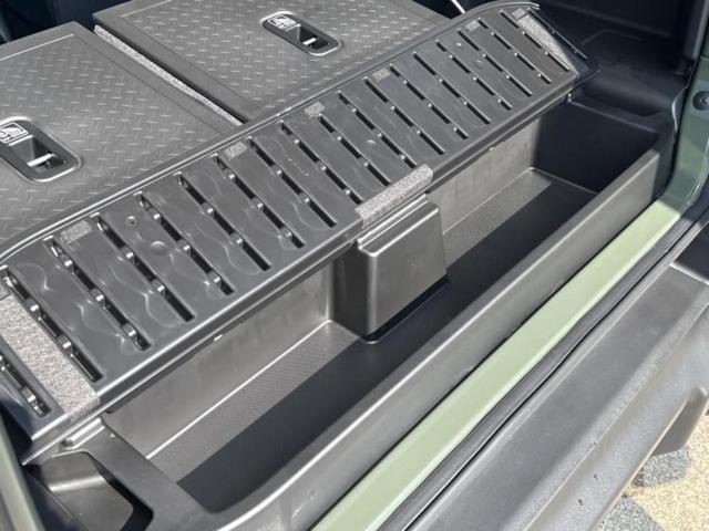 ジムニー ４ＷＤ　ＸＣ　保証書／ディスプレイオーディオ／セーフティサポート（スズキ）／シートヒーター　前席／車線逸脱防止支援システム／ヘッドランプ　ＬＥＤ／ＵＳＢジャック／Ｂｌｕｅｔｏｏｔｈ接続／ＥＢＤ付ＡＢＳ　ターボ（23枚目）