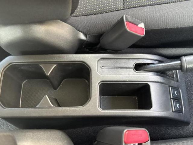 ジムニー ４ＷＤ　ＸＣ　保証書／ディスプレイオーディオ／セーフティサポート（スズキ）／シートヒーター　前席／車線逸脱防止支援システム／ヘッドランプ　ＬＥＤ／ＵＳＢジャック／Ｂｌｕｅｔｏｏｔｈ接続／ＥＢＤ付ＡＢＳ　ターボ（27枚目）