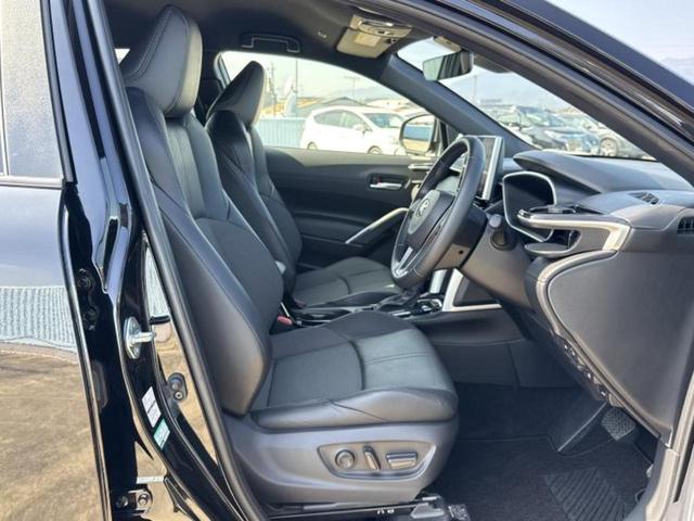 カローラクロス ハイブリッドＺ　モデリスタエアロ／保証書／ディスプレイオーディオ＋ナビ１０．５インチ／トヨタセーフティセンス／シートヒーター　前席／車線逸脱防止支援システム／シート　ハーフレザー／電動バックドア　衝突被害軽減システム（4枚目）