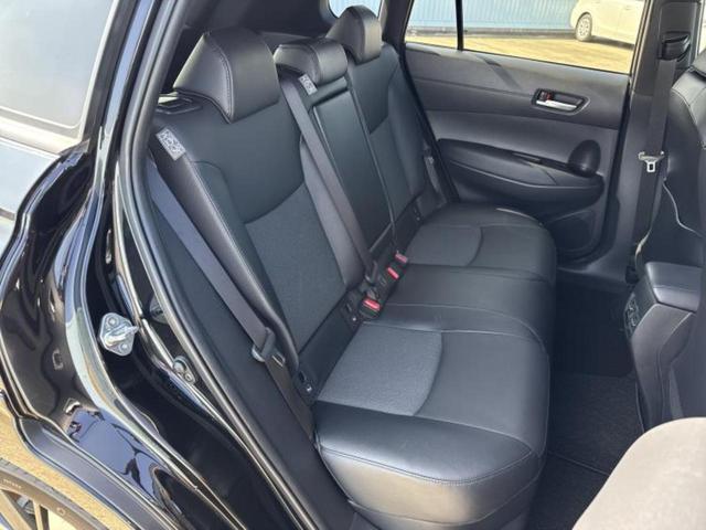 カローラクロス ハイブリッドＺ　モデリスタエアロ／保証書／ディスプレイオーディオ＋ナビ１０．５インチ／トヨタセーフティセンス／シートヒーター　前席／車線逸脱防止支援システム／シート　ハーフレザー／電動バックドア　衝突被害軽減システム（5枚目）