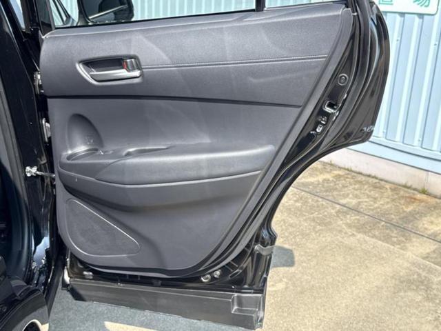 カローラクロス ハイブリッドＺ　モデリスタエアロ／保証書／ディスプレイオーディオ＋ナビ１０．５インチ／トヨタセーフティセンス／シートヒーター　前席／車線逸脱防止支援システム／シート　ハーフレザー／電動バックドア　衝突被害軽減システム（22枚目）