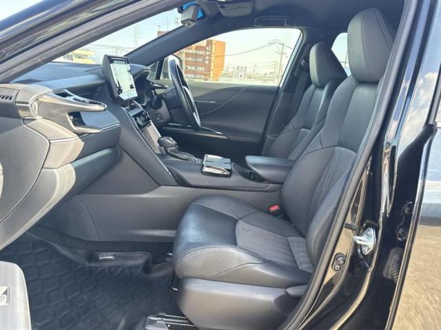 ハリアーハイブリッド ４ＷＤ　Ｇ　新品タイヤ／保証書／純正　８インチ　ＳＤナビ／デジタルインナーミラー／トヨタセーフティセンス／車線逸脱防止支援システム／シート　ハーフレザー／電動バックドア／ドライブレコーダー　純正　バックカメラ（6枚目）