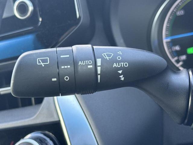 ハリアーハイブリッド ４ＷＤ　Ｇ　新品タイヤ／保証書／純正　８インチ　ＳＤナビ／デジタルインナーミラー／トヨタセーフティセンス／車線逸脱防止支援システム／シート　ハーフレザー／電動バックドア／ドライブレコーダー　純正　バックカメラ（16枚目）