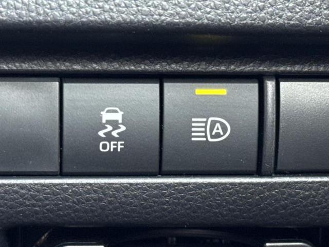 ハリアーハイブリッド ４ＷＤ　Ｇ　新品タイヤ／保証書／純正　８インチ　ＳＤナビ／デジタルインナーミラー／トヨタセーフティセンス／車線逸脱防止支援システム／シート　ハーフレザー／電動バックドア／ドライブレコーダー　純正　バックカメラ（30枚目）