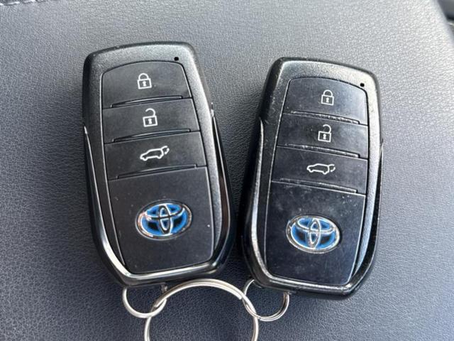 ハリアーハイブリッド ４ＷＤ　Ｇ　新品タイヤ／保証書／純正　８インチ　ＳＤナビ／デジタルインナーミラー／トヨタセーフティセンス／車線逸脱防止支援システム／シート　ハーフレザー／電動バックドア／ドライブレコーダー　純正　バックカメラ（35枚目）