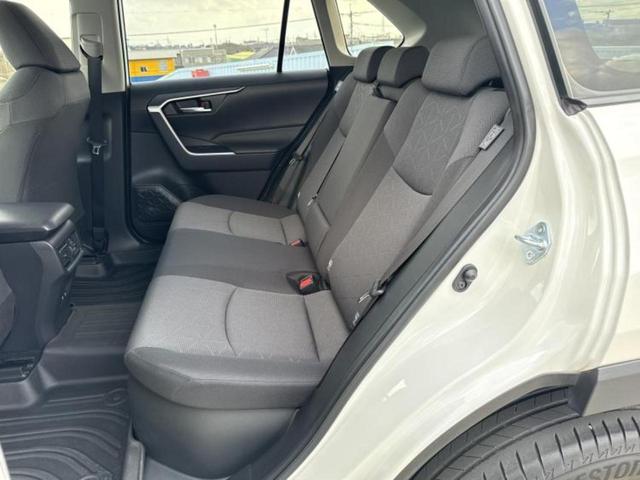 RAV4 ハイブリッドX 純正 9インチ SDナビ/トヨタセーフティセンス/車線逸脱防止支援システム/ドライブレコーダー 純正/ヘッドランプ LED/USBジャック/Bluetooth接続/ETC2.0/EBD付ABS(7枚目)