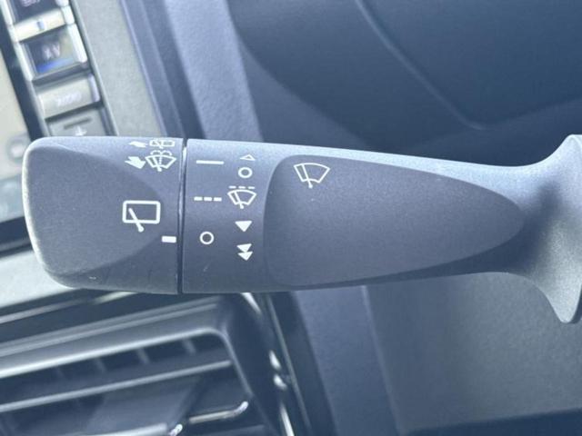 タント カスタムRSスタイルセレクション 新品タイヤ/保証書/純正 SDナビ/スマートアシスト(トヨタ・ダイハツ)/両側電動スライドドア/シートヒーター 前席/パノラマモニター/車線逸脱防止支援システム/シート ハーフレザー 全周囲カメラ(16枚目)