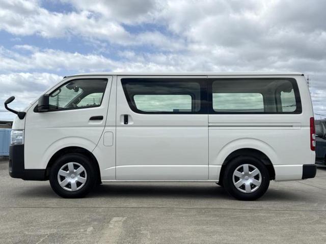 ハイエースバン ロングＤＸ　保証書／トヨタセーフティセンス／車線逸脱防止支援システム／ドライブレコーダー　純正／ＥＴＣ／ＥＢＤ付ＡＢＳ／横滑り防止装置／衝突安全ボディ／ＭＴモード付き／パワーウインドウ／エンジンスタートボタン（2枚目）