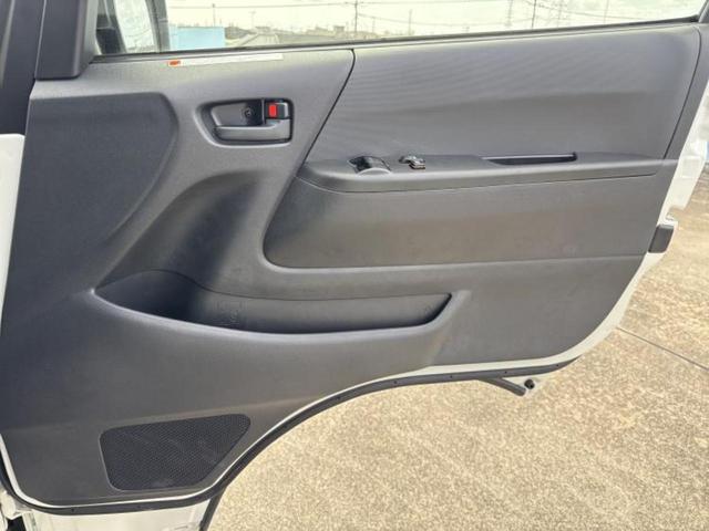 ハイエースバン ロングＤＸ　保証書／トヨタセーフティセンス／車線逸脱防止支援システム／ドライブレコーダー　純正／ＥＴＣ／ＥＢＤ付ＡＢＳ／横滑り防止装置／衝突安全ボディ／ＭＴモード付き／パワーウインドウ／エンジンスタートボタン（8枚目）