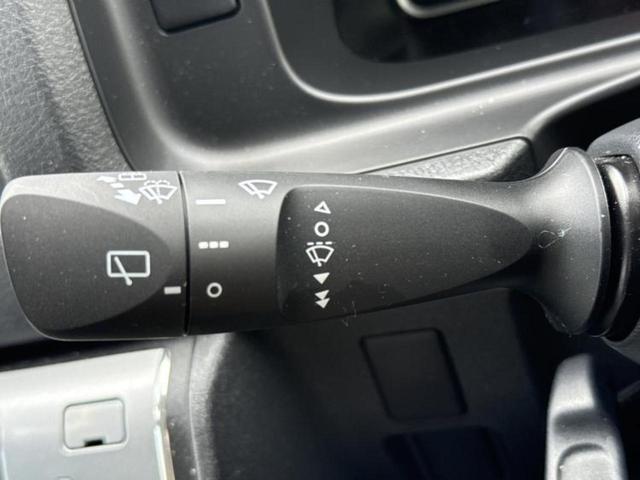 ハイエースバン ロングＤＸ　保証書／トヨタセーフティセンス／車線逸脱防止支援システム／ドライブレコーダー　純正／ＥＴＣ／ＥＢＤ付ＡＢＳ／横滑り防止装置／衝突安全ボディ／ＭＴモード付き／パワーウインドウ／エンジンスタートボタン（13枚目）