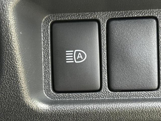 ハイエースバン ロングＤＸ　保証書／トヨタセーフティセンス／車線逸脱防止支援システム／ドライブレコーダー　純正／ＥＴＣ／ＥＢＤ付ＡＢＳ／横滑り防止装置／衝突安全ボディ／ＭＴモード付き／パワーウインドウ／エンジンスタートボタン（18枚目）