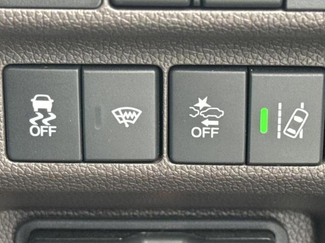 フリードハイブリッド ハイブリッドＧ　新品タイヤ／保証書／純正　１０インチ　ＳＤナビ／ホンダセンシング／両側電動スライドドア／シートヒーター　前席／車線逸脱防止支援システム／ドライブレコーダー　純正／ヘッドランプ　ＬＥＤ　バックカメラ（31枚目）