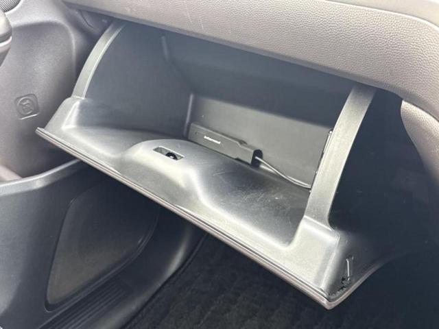 フリードハイブリッド ハイブリッドＧ　新品タイヤ／保証書／純正　１０インチ　ＳＤナビ／ホンダセンシング／両側電動スライドドア／シートヒーター　前席／車線逸脱防止支援システム／ドライブレコーダー　純正／ヘッドランプ　ＬＥＤ　バックカメラ（40枚目）