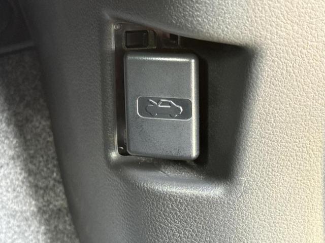 ハスラー ハイブリッドＧ　保証書／セーフティサポート（スズキ）／シートヒーター　前席／車線逸脱防止支援システム／ヘッドランプ　ＬＥＤ／ＥＢＤ付ＡＢＳ／横滑り防止装置／アイドリングストップ／クルーズコントロール／禁煙車（41枚目）