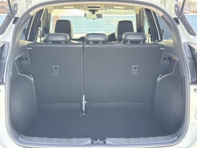 キックス Ｘ　保証書／純正　９インチ　メモリーナビ／インテリジェントルームミラー／エマージェンシーブレーキ／シートヒーター　前席／アラウンドビューモニター／車線逸脱防止支援システム／プロパイロット　全周囲カメラ（8枚目）