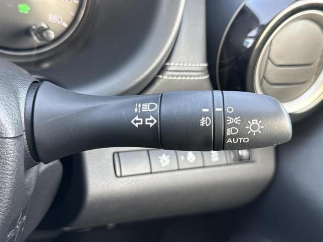 キックス Ｘ　保証書／純正　９インチ　メモリーナビ／インテリジェントルームミラー／エマージェンシーブレーキ／シートヒーター　前席／アラウンドビューモニター／車線逸脱防止支援システム／プロパイロット　全周囲カメラ（16枚目）