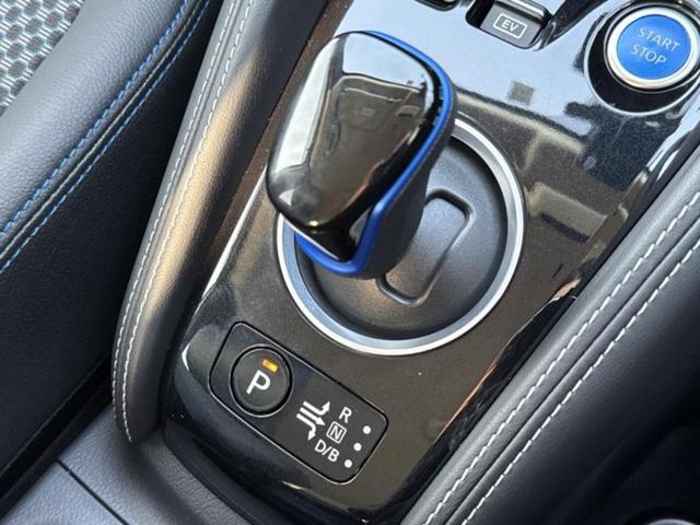 キックス Ｘ　保証書／純正　９インチ　メモリーナビ／インテリジェントルームミラー／エマージェンシーブレーキ／シートヒーター　前席／アラウンドビューモニター／車線逸脱防止支援システム／プロパイロット　全周囲カメラ（18枚目）