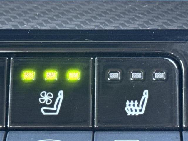 プリウス Ｚ　新品タイヤ／保証書／ディスプレイオーディオ＋ナビ／トヨタセーフティセンス／シートエアコン／全方位モニター／車線逸脱防止支援システム／シート　合皮／パーキングアシスト　自動操舵　衝突被害軽減システム（34枚目）