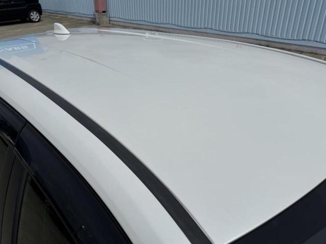 カローラツーリング ハイブリッドダブルバイビー　保証書／社外　９インチ　ＳＤナビ／トヨタセーフティセンス／車線逸脱防止支援システム／シート　ハーフレザー／ドライブレコーダー　前後／ヘッドランプ　ＬＥＤ／ＥＴＣ／ＥＢＤ付ＡＢＳ／横滑り防止装置（48枚目）