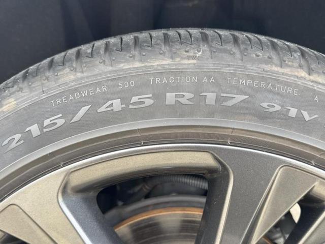 カローラツーリング ハイブリッドダブルバイビー　保証書／社外　９インチ　ＳＤナビ／トヨタセーフティセンス／車線逸脱防止支援システム／シート　ハーフレザー／ドライブレコーダー　前後／ヘッドランプ　ＬＥＤ／ＥＴＣ／ＥＢＤ付ＡＢＳ／横滑り防止装置（51枚目）