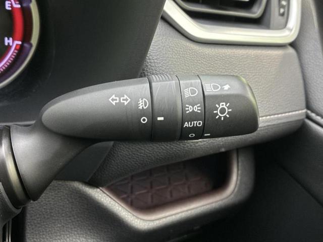 国産車から輸入車まで多様なお客様のニーズのお応えできるように、全国規模で豊富な在庫展開！車のことならＷＥＣＡＲＳへ！