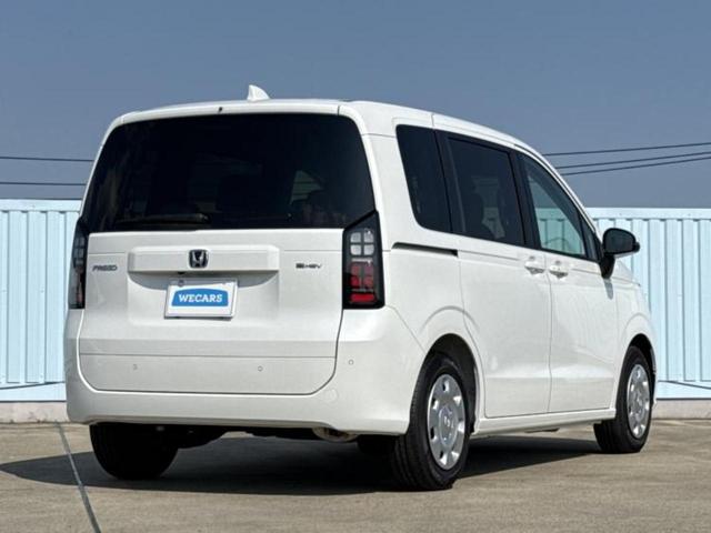 フリード eHEVエアー 保証書/純正 8インチ ナビ/ホンダセンシング/両側電動スライドドア/車線逸脱防止支援システム/登録済未使用車/ヘッドランプ LED/USBジャック/Bluetooth接続/EBD付ABS 禁煙車(3枚目)