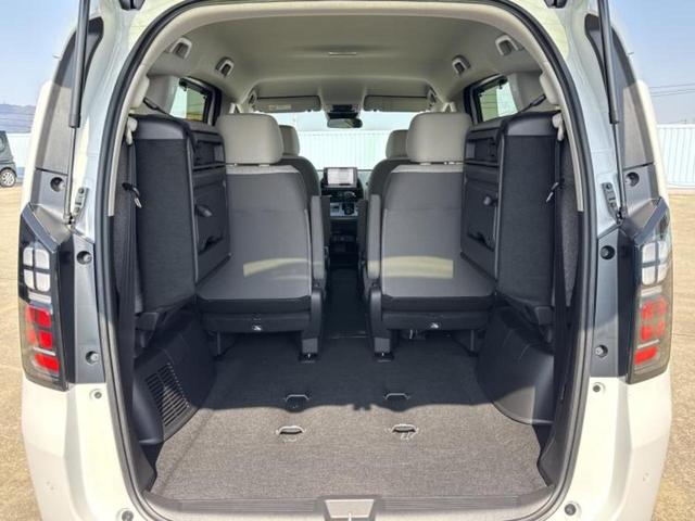 フリード eHEVエアー 保証書/純正 8インチ ナビ/ホンダセンシング/両側電動スライドドア/車線逸脱防止支援システム/登録済未使用車/ヘッドランプ LED/USBジャック/Bluetooth接続/EBD付ABS 禁煙車(21枚目)