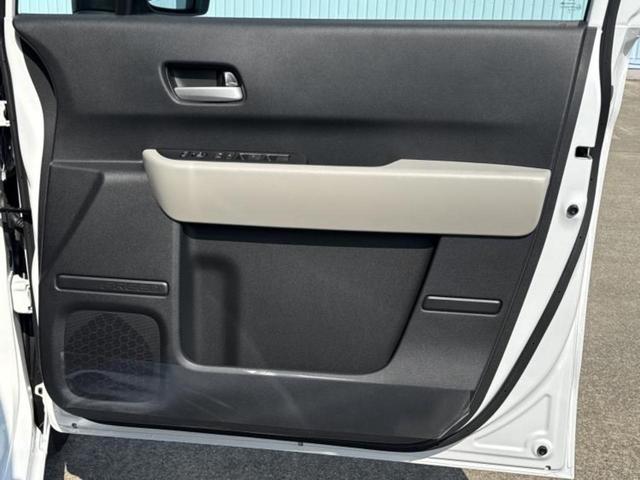 フリード eHEVエアー 保証書/純正 8インチ ナビ/ホンダセンシング/両側電動スライドドア/車線逸脱防止支援システム/登録済未使用車/ヘッドランプ LED/USBジャック/Bluetooth接続/EBD付ABS 禁煙車(22枚目)