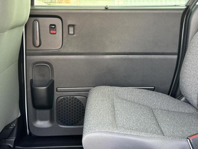 フリード eHEVエアー 保証書/純正 8インチ ナビ/ホンダセンシング/両側電動スライドドア/車線逸脱防止支援システム/登録済未使用車/ヘッドランプ LED/USBジャック/Bluetooth接続/EBD付ABS 禁煙車(24枚目)