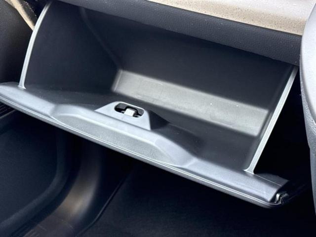 フリード eHEVエアー 保証書/純正 8インチ ナビ/ホンダセンシング/両側電動スライドドア/車線逸脱防止支援システム/登録済未使用車/ヘッドランプ LED/USBジャック/Bluetooth接続/EBD付ABS 禁煙車(38枚目)