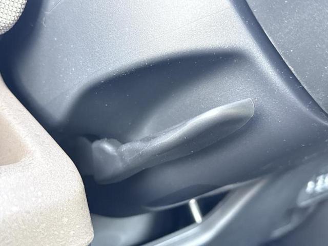 フリード eHEVエアー 保証書/純正 8インチ ナビ/ホンダセンシング/両側電動スライドドア/車線逸脱防止支援システム/登録済未使用車/ヘッドランプ LED/USBジャック/Bluetooth接続/EBD付ABS 禁煙車(42枚目)