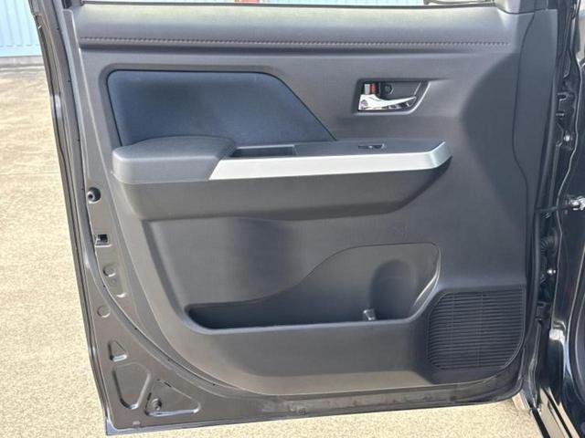 ルーミー カスタムＧ　新品タイヤ／保証書／純正　９インチ　ＳＤナビ／トヨタセーフティセンス／両側電動スライドドア／車線逸脱防止支援システム／ドライブレコーダー　社外／ヘッドランプ　ＬＥＤ／Ｂｌｕｅｔｏｏｔｈ接続　ＤＶＤ再生（21枚目）