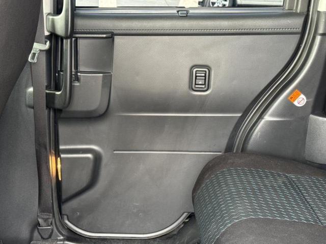 ルーミー カスタムＧ　新品タイヤ／保証書／純正　９インチ　ＳＤナビ／トヨタセーフティセンス／両側電動スライドドア／車線逸脱防止支援システム／ドライブレコーダー　社外／ヘッドランプ　ＬＥＤ／Ｂｌｕｅｔｏｏｔｈ接続　ＤＶＤ再生（22枚目）