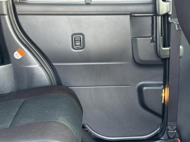 ルーミー カスタムＧ　新品タイヤ／保証書／純正　９インチ　ＳＤナビ／トヨタセーフティセンス／両側電動スライドドア／車線逸脱防止支援システム／ドライブレコーダー　社外／ヘッドランプ　ＬＥＤ／Ｂｌｕｅｔｏｏｔｈ接続　ＤＶＤ再生（23枚目）