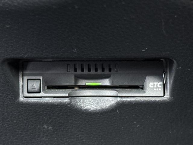 C-HR G 純正 9インチ SDナビ/トヨタセーフティセンス/シートヒーター 前席/車線逸脱防止支援システム/シート ハーフレザー/ドライブレコーダー 社外/ヘッドランプ LED/Bluetooth接続 ドラレコ(18枚目)