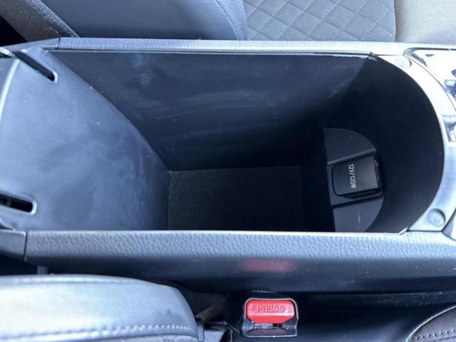 C-HR G 純正 9インチ SDナビ/トヨタセーフティセンス/シートヒーター 前席/車線逸脱防止支援システム/シート ハーフレザー/ドライブレコーダー 社外/ヘッドランプ LED/Bluetooth接続 ドラレコ(32枚目)