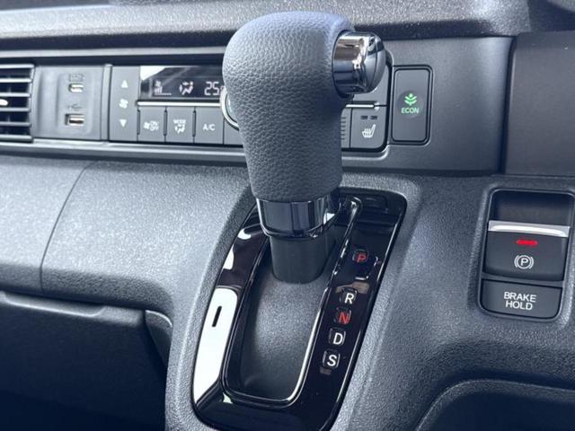 Ｎ－ＢＯＸカスタム ヒョウジュン　保証書／純正　８インチ　ナビ／ホンダセンシング／両側電動スライドドア／シートヒーター　前席／車線逸脱防止支援システム／登録済未使用車／ヘッドランプ　ＬＥＤ／ＵＳＢジャック／Ｂｌｕｅｔｏｏｔｈ接続（18枚目）