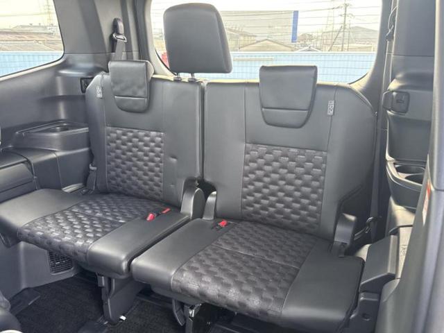 ヴォクシー ハイブリッドS-Z 保証書/ディスプレイオーディオ+ナビ10.5インチ/トヨタセーフティセンス/ハンズフリー両側電動スライドドア/シートヒーター 前席/車線逸脱防止支援システム/シート ハーフレザー 衝突被害軽減システム(19枚目)