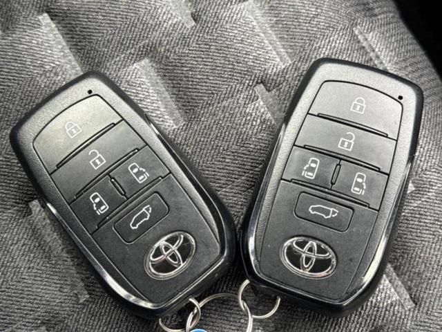 ヴォクシー ハイブリッドS-Z 保証書/ディスプレイオーディオ+ナビ10.5インチ/トヨタセーフティセンス/ハンズフリー両側電動スライドドア/シートヒーター 前席/車線逸脱防止支援システム/シート ハーフレザー 衝突被害軽減システム(35枚目)