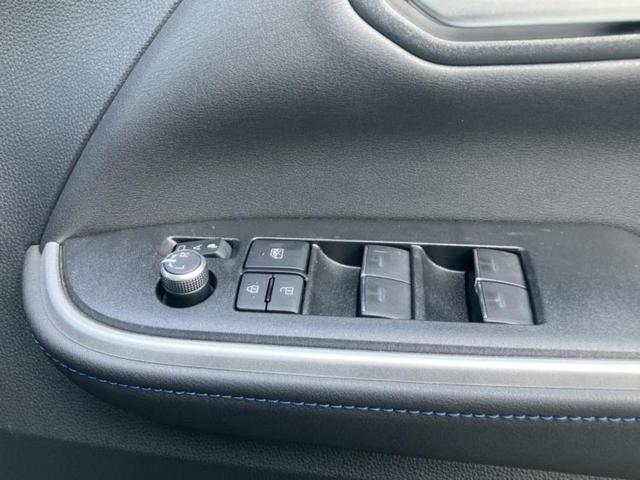 ヴォクシー Ｓ－Ｚ　保証書／ディスプレイオーディオ＋ナビ／フリップダウンモニター／トヨタセーフティセンス／両側電動スライドドア／シートヒーター／車線逸脱防止支援システム／ヘッドランプ　ＬＥＤ／ＥＴＣ　衝突被害軽減システム（27枚目）