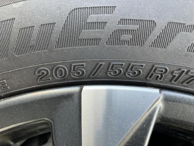 ヴォクシー Ｓ－Ｚ　保証書／ディスプレイオーディオ＋ナビ／フリップダウンモニター／トヨタセーフティセンス／両側電動スライドドア／シートヒーター／車線逸脱防止支援システム／ヘッドランプ　ＬＥＤ／ＥＴＣ　衝突被害軽減システム（45枚目）