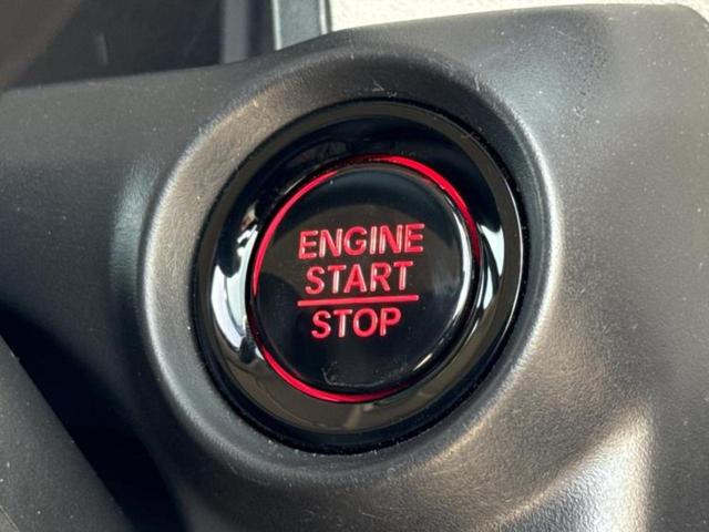 Ｎ－ＢＯＸ ヒョウジュン　新品タイヤ／保証書／社外　ナビ／ホンダセンシング／電動スライドドア／車線逸脱防止支援システム／ヘッドランプ　ＬＥＤ／Ｂｌｕｅｔｏｏｔｈ接続／ＥＢＤ付ＡＢＳ／横滑り防止装置／アイドリングストップ　禁煙車（18枚目）