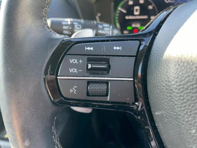 ZR-V eHEV Z 新品タイヤ/保証書/ディスプレイオーディオ+ナビ/ホンダセンシング/シートヒーター/全方位モニター/車線逸脱防止支援システム/シート フルレザー/電動バックドア/ドライブレコーダー 前後 革シート(17枚目)