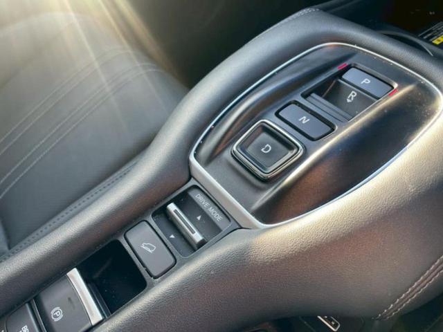 ZR-V eHEV Z 新品タイヤ/保証書/ディスプレイオーディオ+ナビ/ホンダセンシング/シートヒーター/全方位モニター/車線逸脱防止支援システム/シート フルレザー/電動バックドア/ドライブレコーダー 前後 革シート(18枚目)