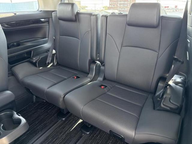 アルファード Ｓ　Ｃパッケージ　新品タイヤ／モデリスタエアロ／保証書／ディスプレイオーディオ＋ナビ９インチ／フリップダウンモニター　純正　１２．８インチ／トヨタセーフティセンス／両側電動スライドドア／シートヒーター　前席　フルエアロ（19枚目）