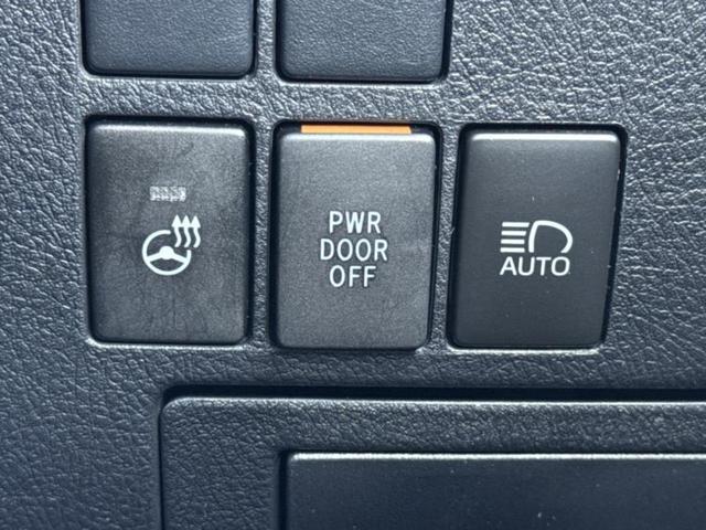 アルファード Ｓ　Ｃパッケージ　新品タイヤ／モデリスタエアロ／保証書／ディスプレイオーディオ＋ナビ９インチ／フリップダウンモニター　純正　１２．８インチ／トヨタセーフティセンス／両側電動スライドドア／シートヒーター　前席　フルエアロ（31枚目）