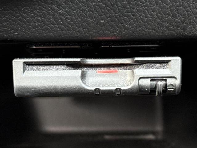 デイズルークス ハイウェイスターＧターボ　保証書／純正　ＳＤナビ／フリップダウンモニター／エマージェンシーブレーキ／両側電動スライドドア／アラウンドビューモニター／ドライブレコーダー　純正／ヘッドランプ　ＨＩＤ／Ｂｌｕｅｔｏｏｔｈ接続　ＥＴＣ（18枚目）