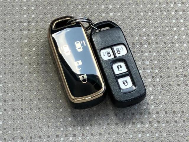 Ｇ　ＳＳパッケージ　新品タイヤ／保証書／純正　ＳＤナビ／両側電動スライドドア／シートヒーター　前席／ヘッドランプ　ＨＩＤ／Ｂｌｕｅｔｏｏｔｈ接続／ＥＴＣ／ＥＢＤ付ＡＢＳ／横滑り防止装置／アイドリングストップ（画像38）