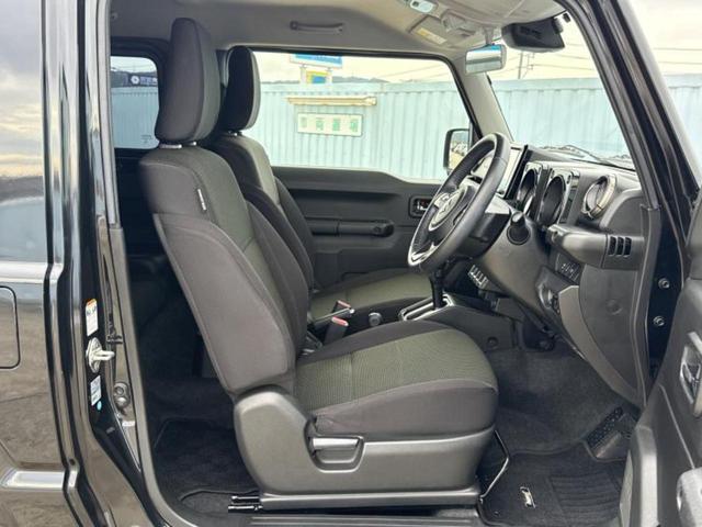 ４ＷＤ　ＸＣ　新品タイヤ／保証書／社外　８インチ　ＳＤナビ／セーフティサポート（スズキ）／シートヒーター　前席／車線逸脱防止支援システム／ヘッドランプ　ＬＥＤ／ＵＳＢジャック／Ｂｌｕｅｔｏｏｔｈ接続／ＥＴＣ（画像4）
