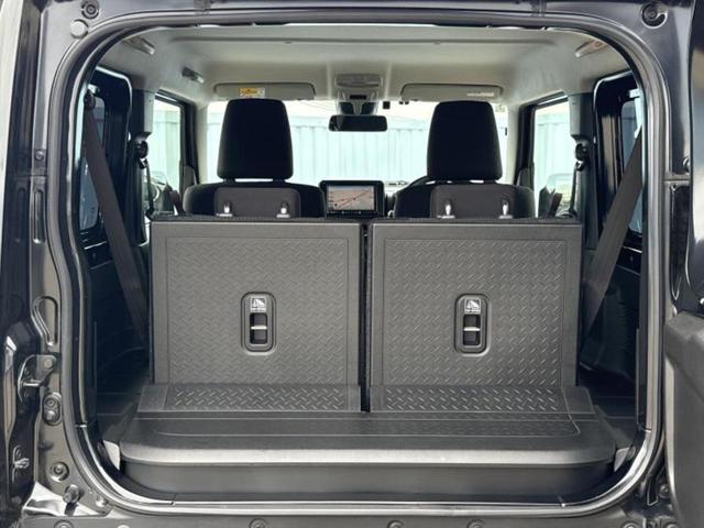 ４ＷＤ　ＸＣ　新品タイヤ／保証書／社外　８インチ　ＳＤナビ／セーフティサポート（スズキ）／シートヒーター　前席／車線逸脱防止支援システム／ヘッドランプ　ＬＥＤ／ＵＳＢジャック／Ｂｌｕｅｔｏｏｔｈ接続／ＥＴＣ（画像8）